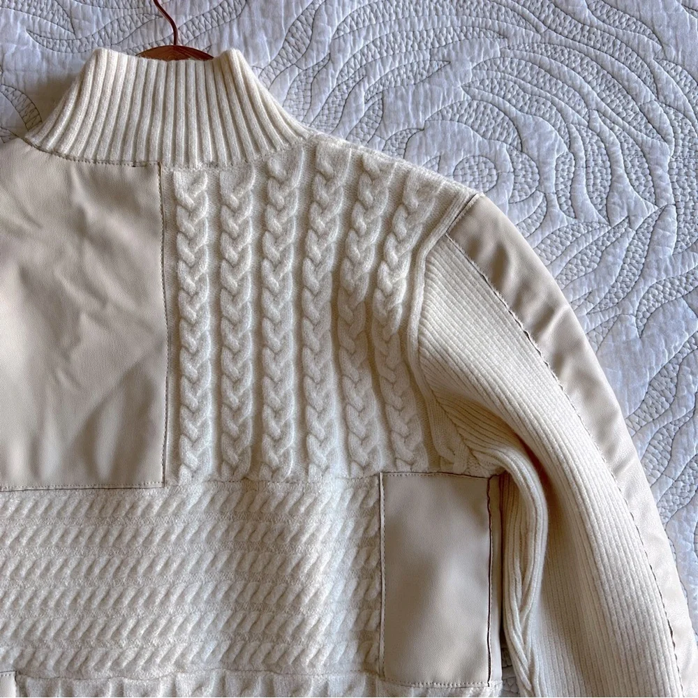 Central Park West - Pierce Vegan Sweater (Pullover) in Ivory